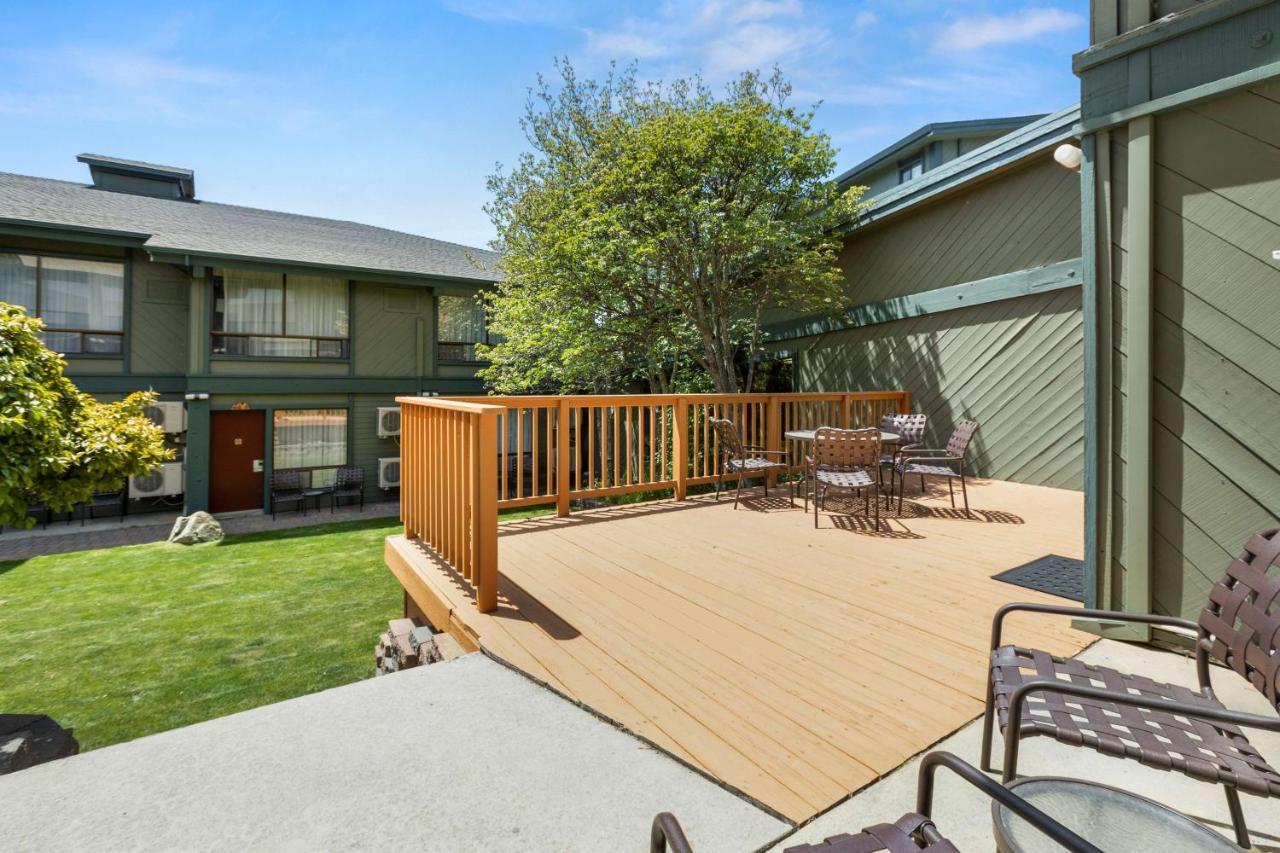 Best Western Plus Tree House Mount Shasta Exterior foto