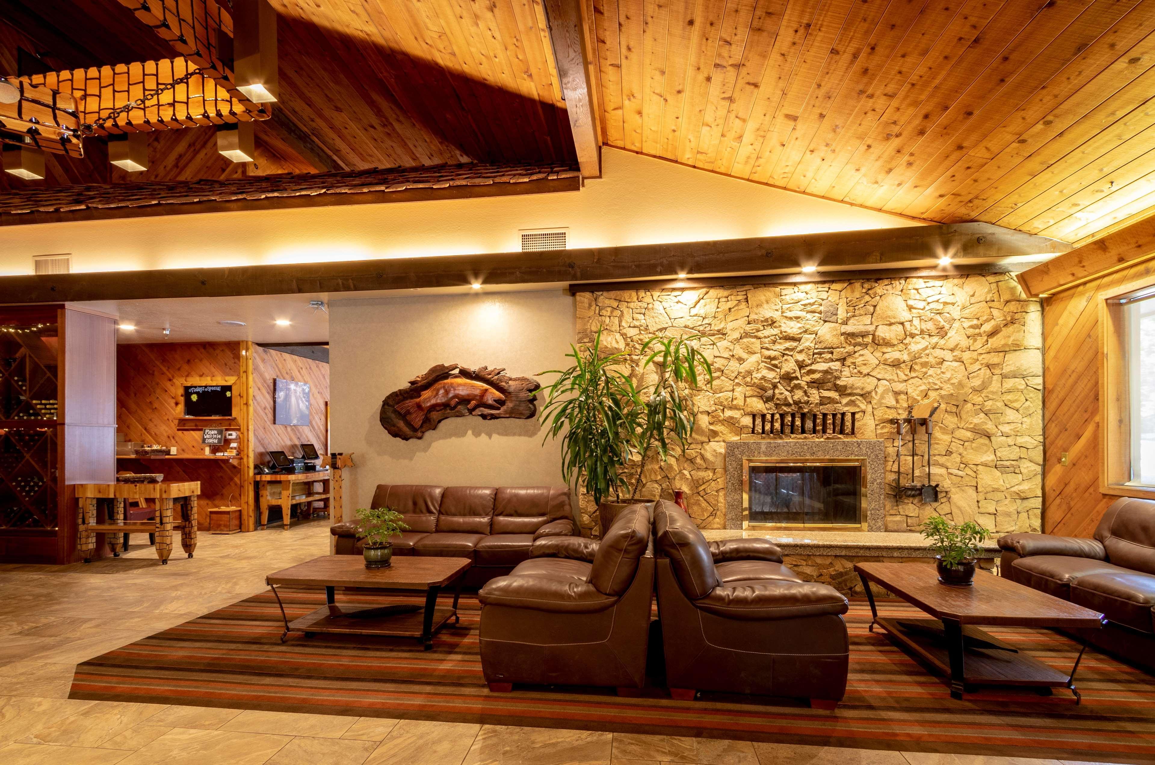 Best Western Plus Tree House Mount Shasta Exterior foto